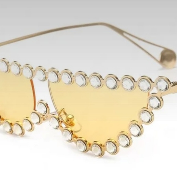 Shades - Picture 1 of 5